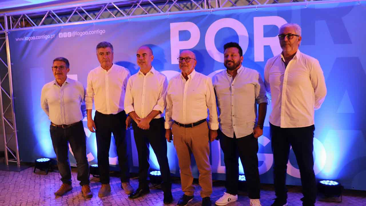 O socialista Luís Encarnação vai recandidatar-se à presidência da Câmara Municipal de Lagoa, para prosseguir o trabalho que está a ser feito.