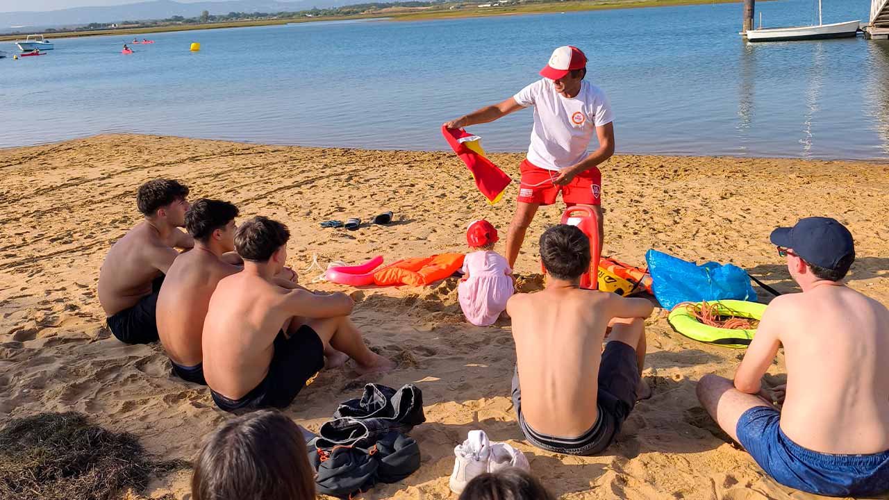 O Encontro de Juventude do Algarve, que juntou jovens de toda a região em Faro, contou com uma ação de sensibilização por parte da Red Seagull.