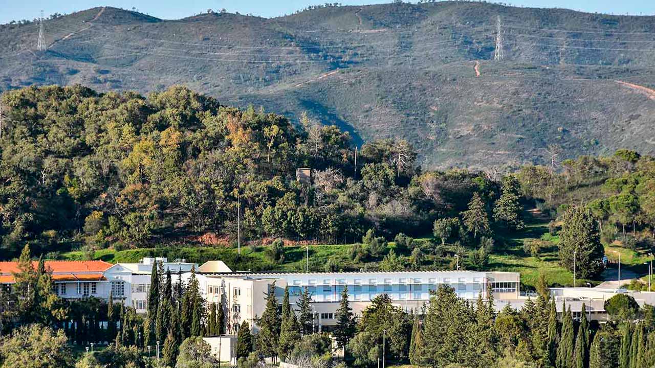 Construído nas primeiras décadas do último século, o edifício do Sanatório de São Brás de Alportel está prestes a ser classificado como património de interesse público.