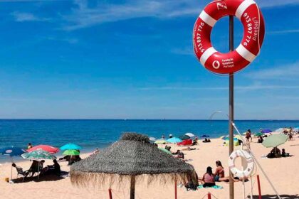 Uma boia colocada no oceano ao largo de Faro registou temperaturas da superfície do mar «significativamente superiores» à média dos últimos 20 anos, o que indica uma «onda de calor marinha», informou hoje a AMN.