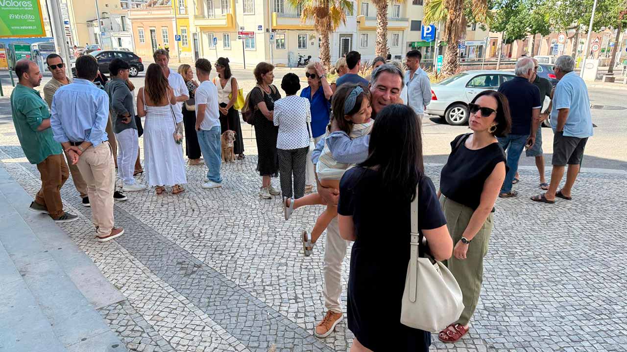 As listas candidatas aos órgãos de Faro da coligação «Faro - Capital de Confiança» às próximas eleições autárquicas já foram entregues em Tribunal.