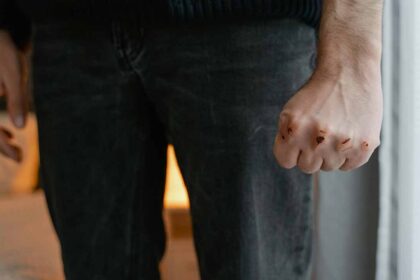 A Guarda Nacional Republicana (GNR) deteve 767 pessoas suspeitas da prática do crime de violência doméstica no primeiro semestre deste ano, num total de 6.951 casos registados, anunciou hoje a força de segurança militarizada.