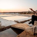 Júlio Resende esteve em Olhão, nas Salinas do Grelha, para apresentar o seu proheto «Fado & Further», em dueto com a guitarra portuguesa de Bruno Chaveiro.