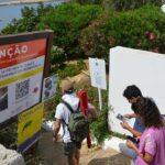 Ação de sensibilização voltou a alertar para perigos do atravessamento da zona lagunar de Cacela Velha, onde as correntes são fortes e não há vigilância.