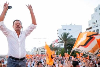 A Festa do Pontal, a tradicional rentrée política do PSD, realiza-se hoje no Calçadão de Quarteira, tendo como ponto alto um discurso do primeiro-ministro e líder do partido, Luís Montenegro.