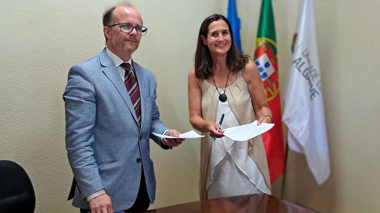 A ULS Algarve assinou a parceria com a Fundação Ronald McDonald para melhorar o conforto e bem-estar das crianças internadas no Hospital de Faro.