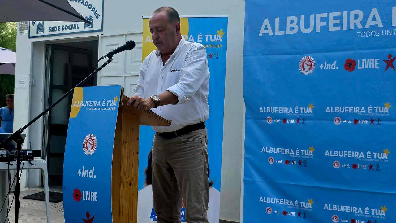 Os candidatos às freguesias de Albufeira e Olhos de Água e Ferreiras da coligação «Albufeira é Tua» foram apresentados publicamente.