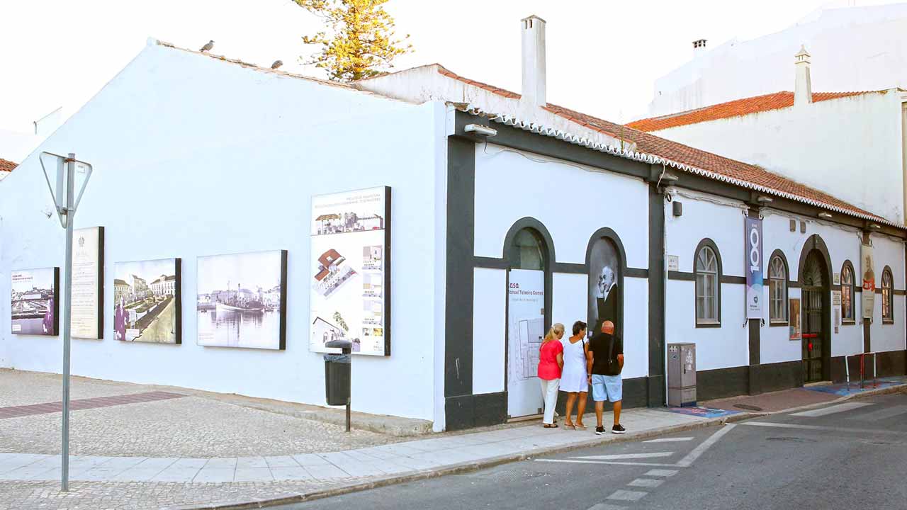 La Casa Manuel Teixeira Gomes, en Portimão, acogerá varias iniciativas de la Asociación Dar Amor, con el objetivo de marcar el Octubre Rosa, el mes que sensibiliza sobre la prevención del cáncer de mama.