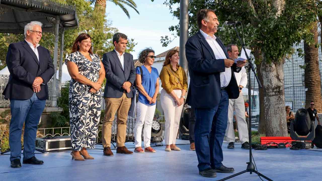 Na Feira da Dieta Mediterrânica em Tavira, CCDR Algarve apelou à execução dos fundos europeus do Portugal 2030 e PRR, reforçando redes de cooperação regional.