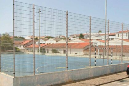 Lagoa deu início à requalificação do polidesportivo da Quinta de S. Pedro, na Mexilhoeira da Carregação, numa empreitada que terá um investimento de cerca de 135 mil euros.