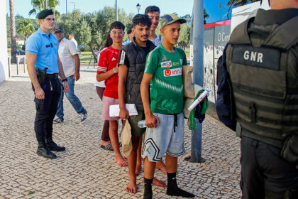 Autoridades rejeitam 34 pedidos de asilo de migrantes que chegaram ao Algarve