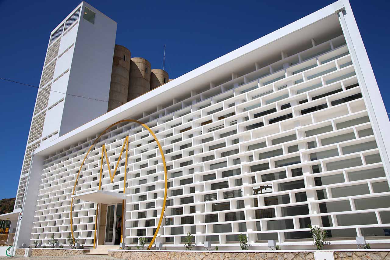 Museu Zer0, primeiro espaço de arte digital em Portugal, abre em Santa Catarina da Fonte do Bispo como «oficina renascentista contemporânea», este sábado.