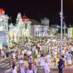 Este sábado, 30 de agosto, dezenas de milhares de pessoas marcaram presença na cidade, cumprindo o dress code e a boa disposição a que a Noite Branca Algarve – Loulé apela.