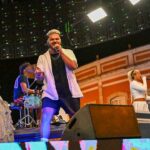 Este sábado, 30 de agosto, dezenas de milhares de pessoas marcaram presença na cidade, cumprindo o dress code e a boa disposição a que a Noite Branca Algarve – Loulé apela.
