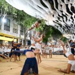 Este sábado, 30 de agosto, dezenas de milhares de pessoas marcaram presença na cidade, cumprindo o dress code e a boa disposição a que a Noite Branca Algarve – Loulé apela.