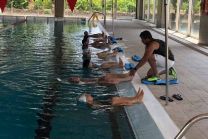 O Complexo de Piscinas Municipais Cobertas de São Brás de Alportel já reabriu ao público, após o período de manutenção anual, dando assim início a uma nova época desportiva com uma oferta diversificada de aulas para miúdos e graúdos.