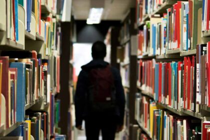 São Brás de Alportel abre candidaturas para uma nova edição das Bolsas de Estudo do Ensino Superior, este ano com dois apoios complementares para estudantes deslocados, atribuídos com contributo benemérito.