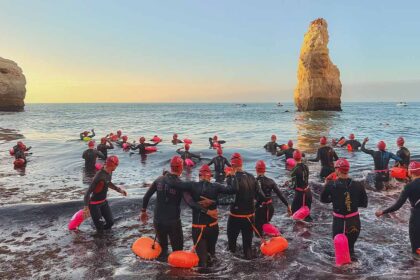 As praias de Lagoa contaram com nadadores de 15 nacionalidades na 2.ª edição da Swim Party 10km Algarve, marcada por recordes pessoais.