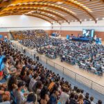 Sessão de boas-vindas aos novos alunos da Universidade do Algarve (UAlg) encheu o Pavilhão da Penha, em Faro, no dia 8 de setembro.