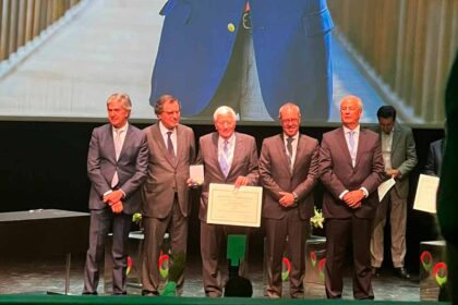 Distinções da Região de Turismo do Algarve e da Confederação do Turismo de Portugal sublinham o contributo de Pedro Lavia, fundador e presidente do Zoomarine, para a afirmação do setor e dinamização da região.
