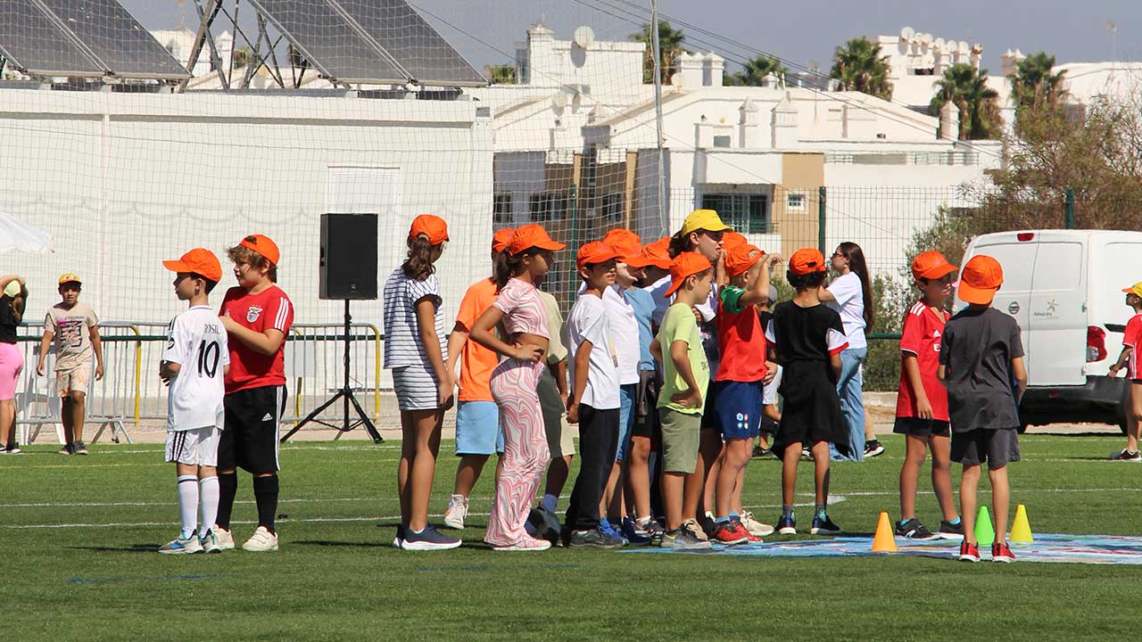 A 3.ª edição dos «Ant Games», integrada na efeméride Albufeira Capital Europeia do Desporto 2026, superou expetativas e mobilizou mais de 3200 participantes.