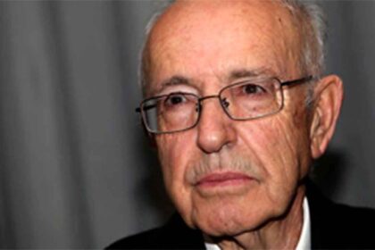 A Universidade do Algarve (UAlg) decretou três dias de luto académico pelo falecimento do historiador António Borges Coelho, a quem tinha concedido o título de Honoris Causa em História.