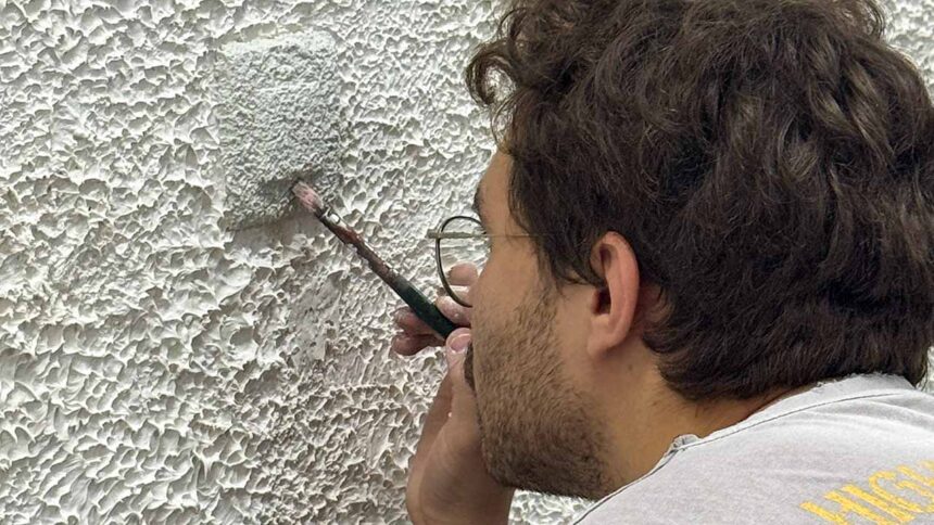 Exposição «Casa Amarela Com Quarto Cinzento» e instalação de Gonçalo Pereira inauguram ova programação da Associação 289 em Faro.