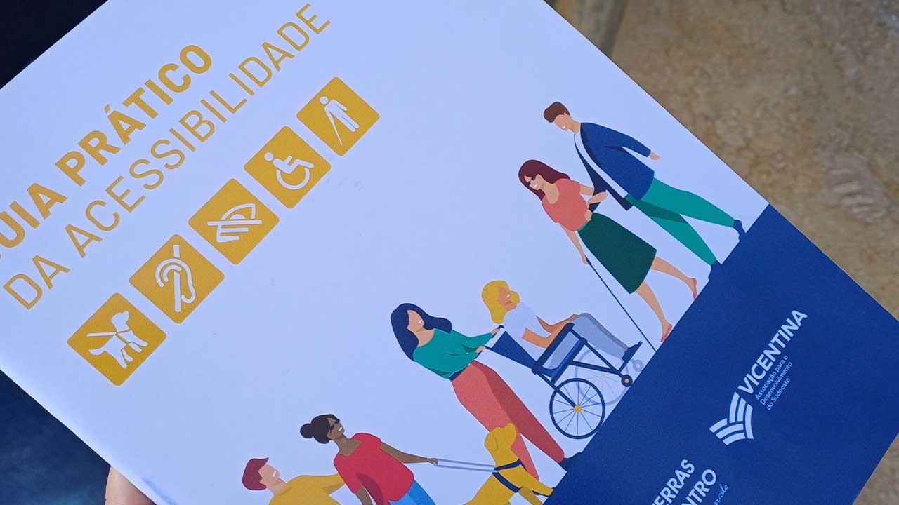 O Dia Nacional das Acessibilidades foi assinalado em Lagos e a Vicentina associou-se à iniciativa distribuindo um Guia Prático da Acessibilidade.