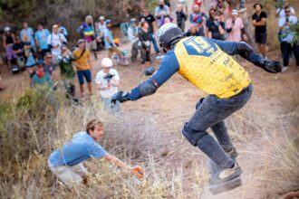 Finais europeias de Onewheel regressam a Albufeira de 3 a 5 de outubro, reunindo mais de 100 atletas de 20 países na Pista de Cross das Açoteias e na Praia da Falésia.