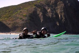 Pedro Palma e Hugo Rocha, do Núcleo de ParaSurfing de Portimão, vão representar Portugal no Europeu da modalidade, em Vigo.