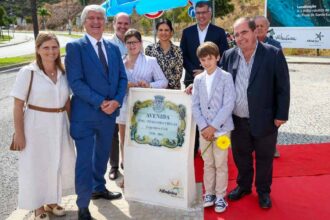 Albufeira homenageou o engenheiro Pessanha Viegas, responsável pelo eixo viário e pelo Quartel dos Bombeiros, no Dia Mundial do Turismo.