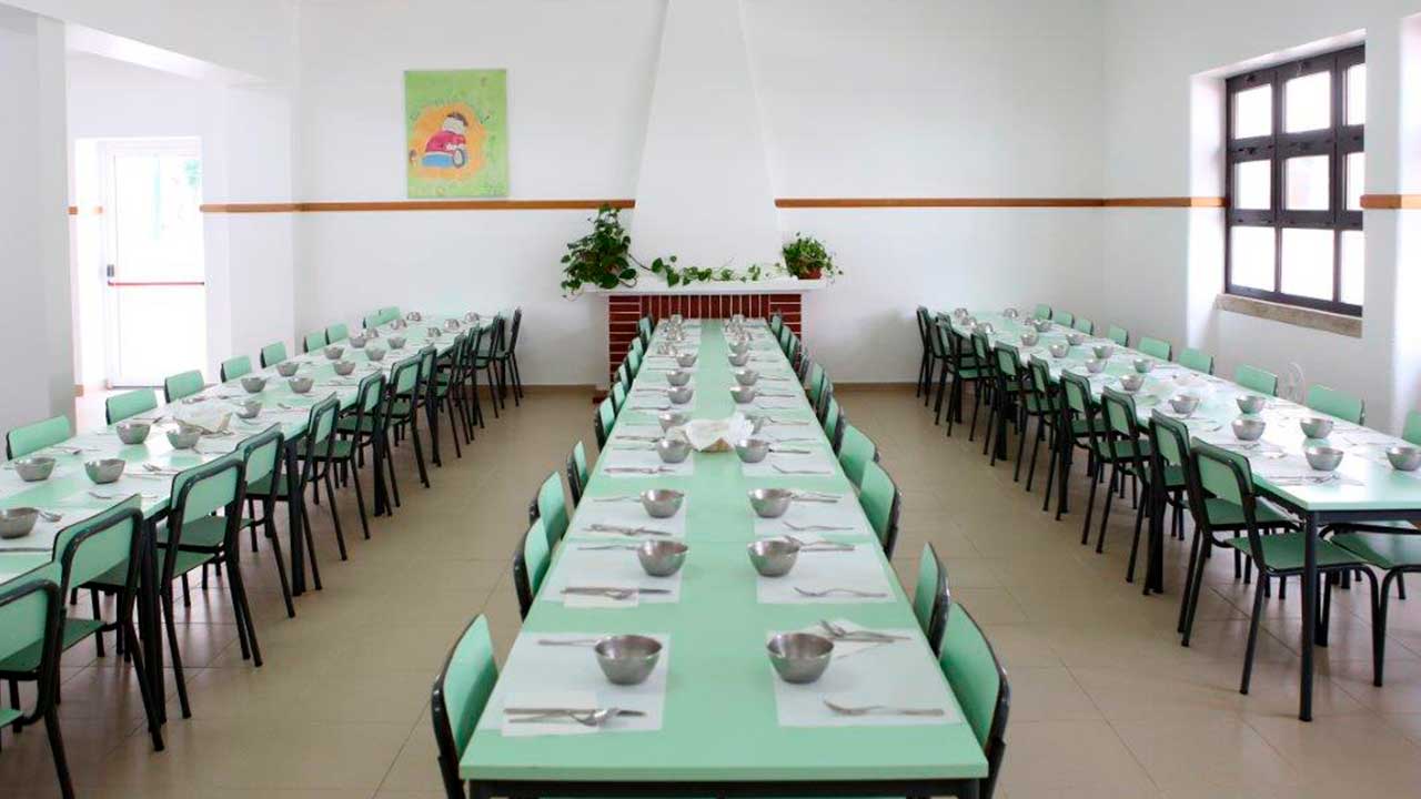 Com o objetivo de reforçar as equipas nos agrupamentos escolares, o município de Portimão está a proceder à contratação de assistentes operacionais.