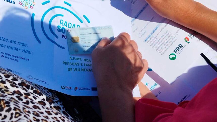 A equipa do Radar Social Portimão tem estado no terreno a sinalizar pessoas em situação de vulnerabilidade social, com o objetivo de atuar precocemente e garantir respostas.