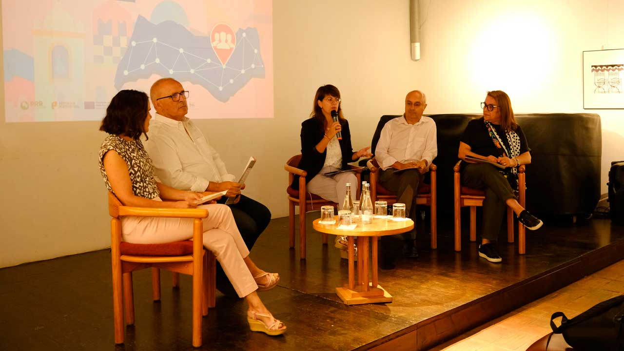 O I Encontro de Equipas do Projeto RADAR Social do Algarve foi dinamizado pelo município de São Brás de Alportel e reuniu representantes de todos os concelhos.