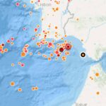 Um sismo de magnitude 3,3 na escala de Richter foi registado pelas 01h12 de hoje a sul-sudoeste de Olhão (Faro), adiantou o Instituto Português do Mar e da Atmosfera (IPMA).