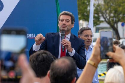 O presidente do Chega, André Ventura, lamentou hoje a morte de um militar da GNR no rio Guadiana e disse esperar que os responsáveis sejam «rapidamente apanhados e levados à Justiça».