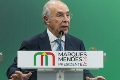 CDS-PP anuncia apoio a Luís Marques Mendes, destacando experiência e diálogo, reforçando alinhamento político do partido nas presidenciais de 2026.