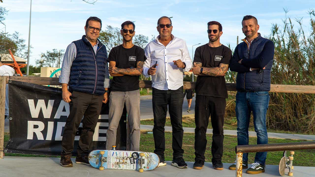 O Skate Parque de Olhão foi palco, no sábado, dia 8 de novembro, de um dia repleto de energia, talento e boa disposição, com o Campeonato & Skate Meeting a revelar-se «um verdadeiro sucesso».