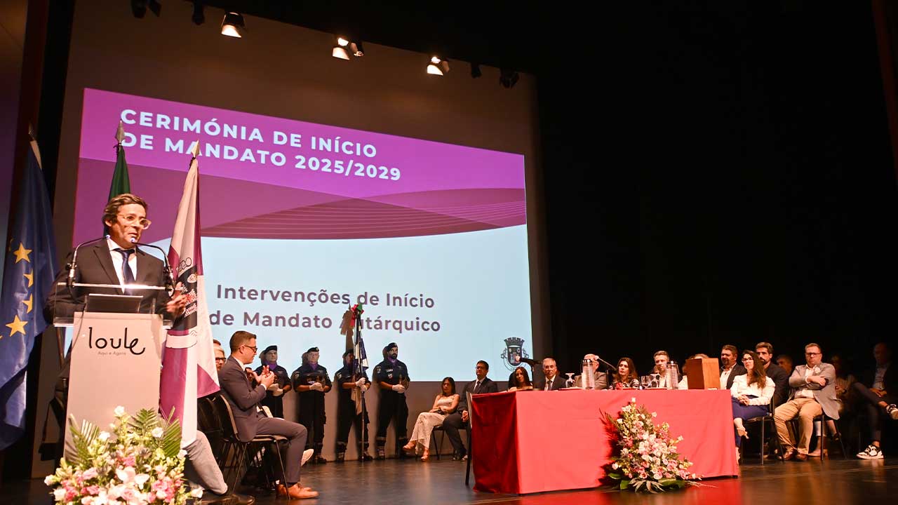 Telmo Pinto já tomou posse da Câmara Municipal de Loulé, num momento em que falou das prioridades para o mandato 2025/2029.