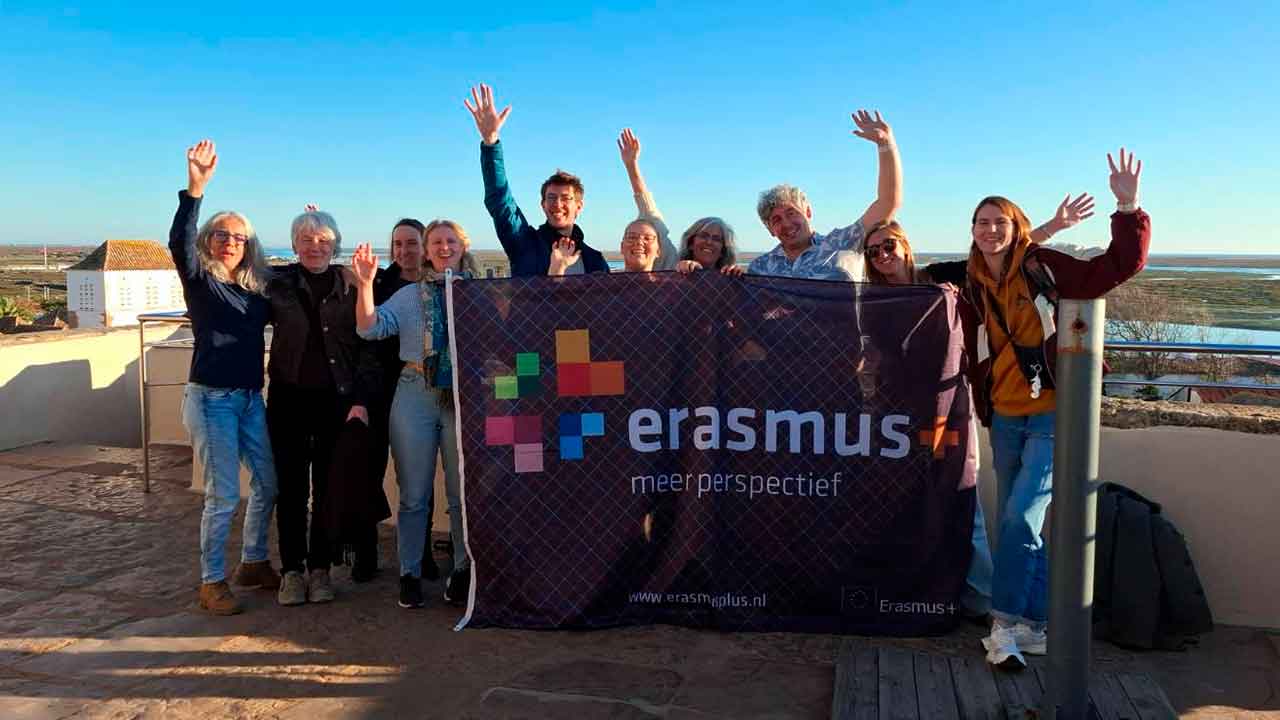 O Centro Ciência Viva do Algarve (CCVAlg) testa o Tellmie, protótipo europeu de audioguias infantis que vieram ao sul de Portugal explicar as alterações climáticas às crianças.