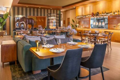 O Wyndham Grand Algarve apresenta programas de Natal e Ano Novo com inspiração veneziana, gastronomia e música ao vivo, nos dias 24, 25 e 31 de dezembro.