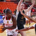 O SL Benfica conquistou hoje a Taça Federação Marsh de basquetebol feminino ao vencer o Quinta dos Lombos, em Albufeira, após dois prolongamentos, numa final decidida ao detalhe.