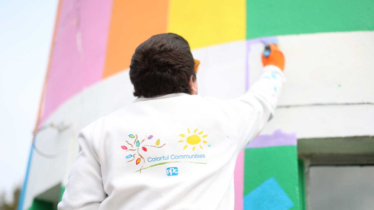 O projeto Colorful Communities permitiu a reabilitação do Centro Infantil «A Boneca», em Tavira, através do voluntariado e do apoio da PPG.
