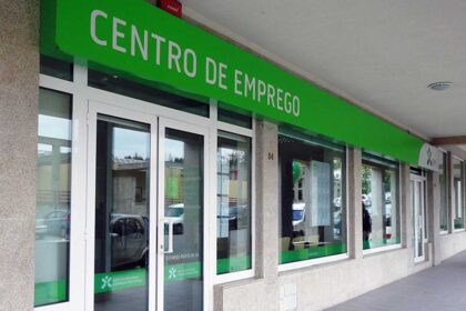 O desemprego registado caiu 10,8% em dezembro, em termos homólogos, segundo o IEFP, mantendo-se praticamente inalterado face a novembro.