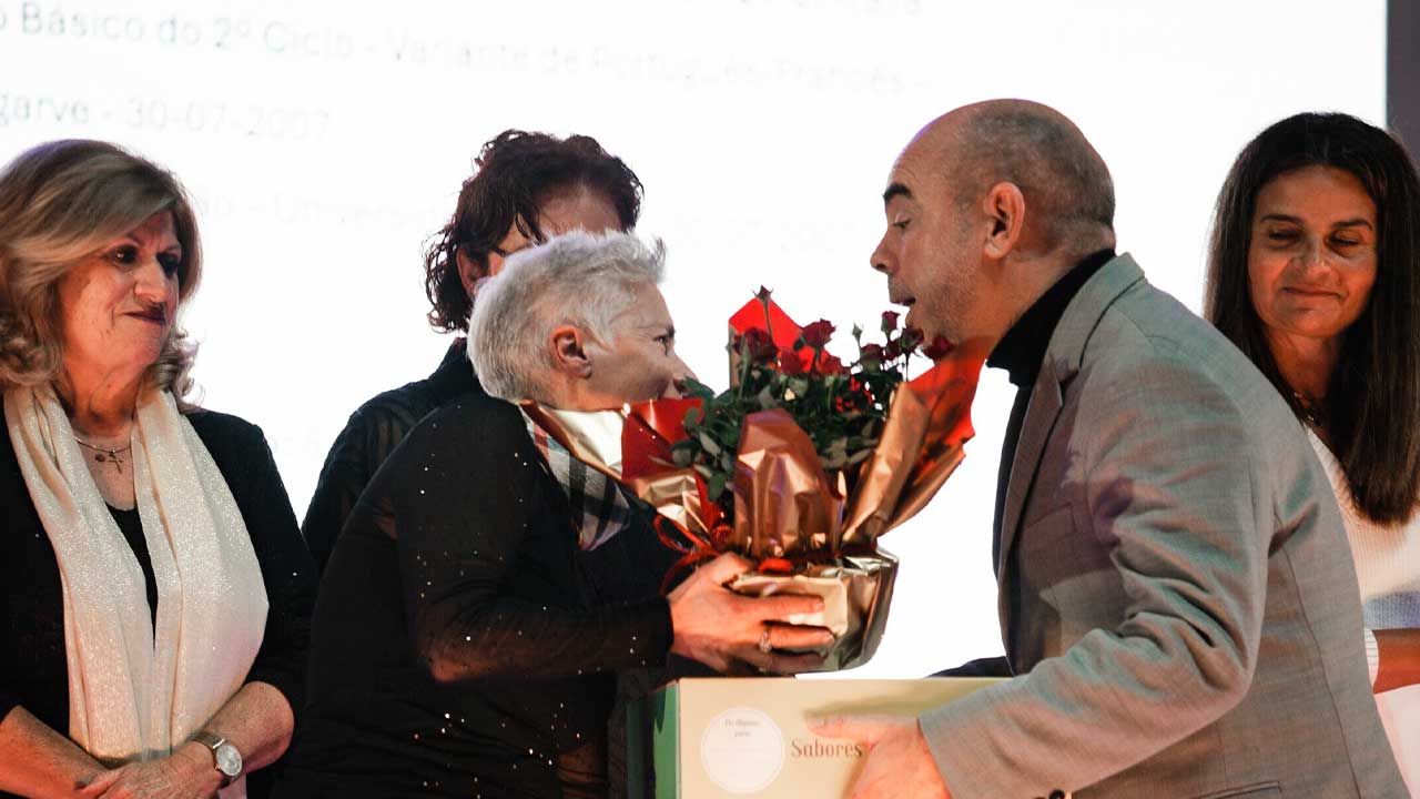 A Gala da Educação de Lagoa assinalou o início do ano letivo 2025/2026 e reuniu a comunidade educativa do concelho, numa cerimónia de homenagem.