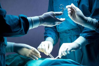 Governo aprova a construção do Hospital Central do Algarve, num investimento superior a 420 milhões de euros em PPP, após mais de 20 anos de anúncios e adiamentos.