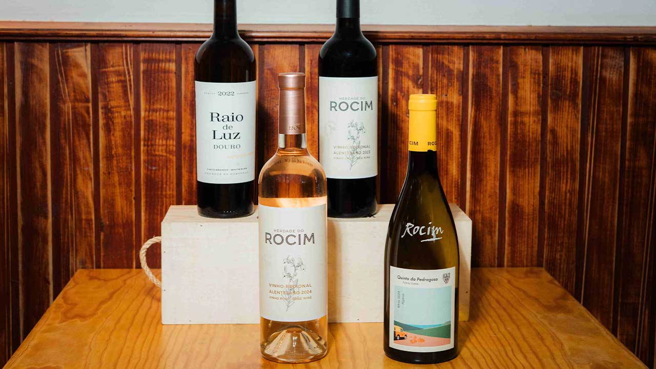 Taberna by Lucia Ribeiro, em Almancil, recebe Rocim em jantar vínico. Menu exclusivo harmoniza seis vinhos com pratos da chef e produtos regionais.