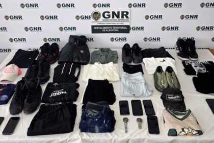 GNR constitui oito arguidos por roubos em Albufeira, após investigação a crimes ocorridos nas zonas de diversão noturna da cidade.