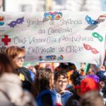 Carnaval Infantil junta 1.700 participantes em Olhão e mobiliza comunidade escolar.