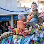 O Carnaval de Loulé juntou cerca de 15 mil pessoas no segundo dia, com destaque para os super-heróis e sátira à atualidade.